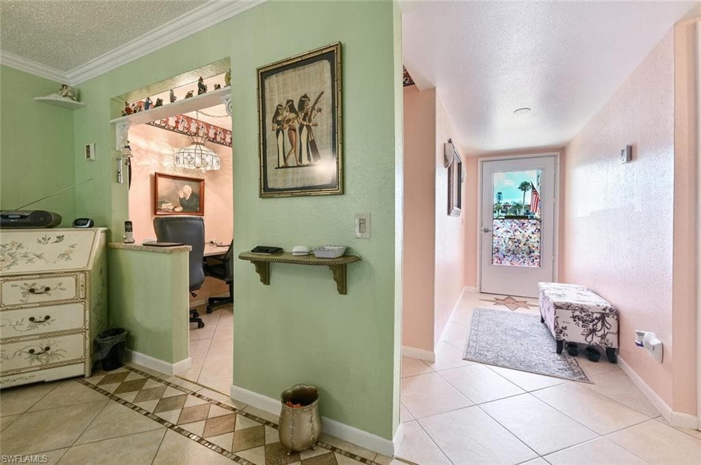 4372 27th CT SW 2-108 NAPLES, FL 34116