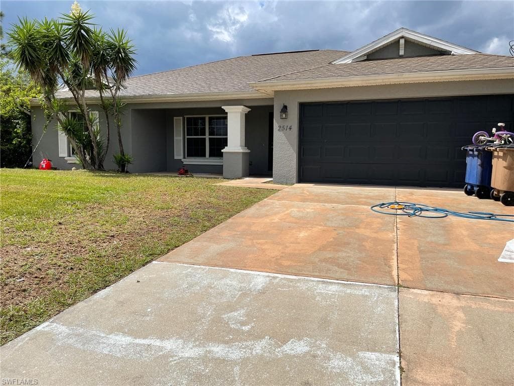 2514 49th ST SW LEHIGH ACRES, FL 33976