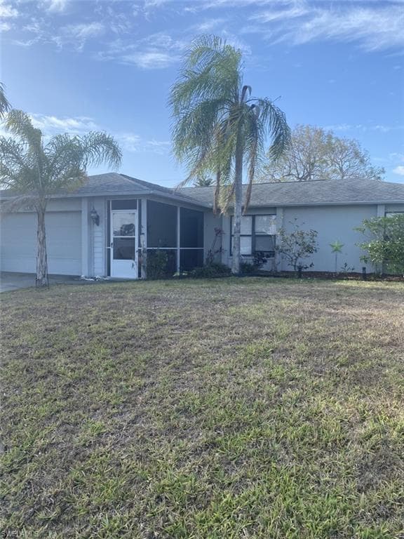 216 SE 27th TER CAPE CORAL, FL 33904