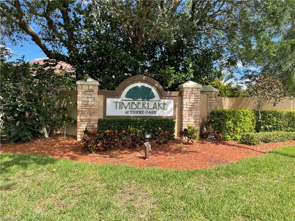 9263 SCARLETTE OAK AVE FORT MYERS, FL 33967