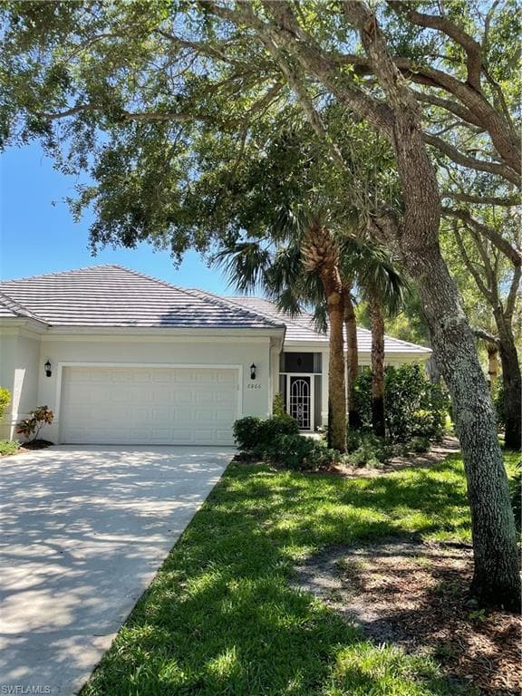 6866 Old Banyan WAY NAPLES, FL 34109