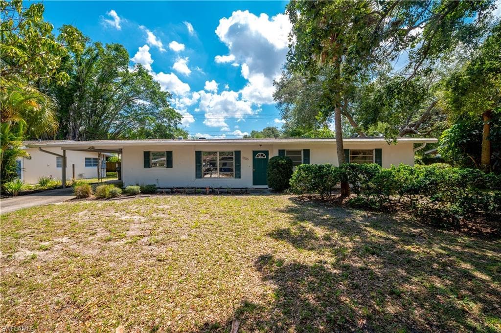 4755 Bilmark AVE FORT MYERS, FL 33901