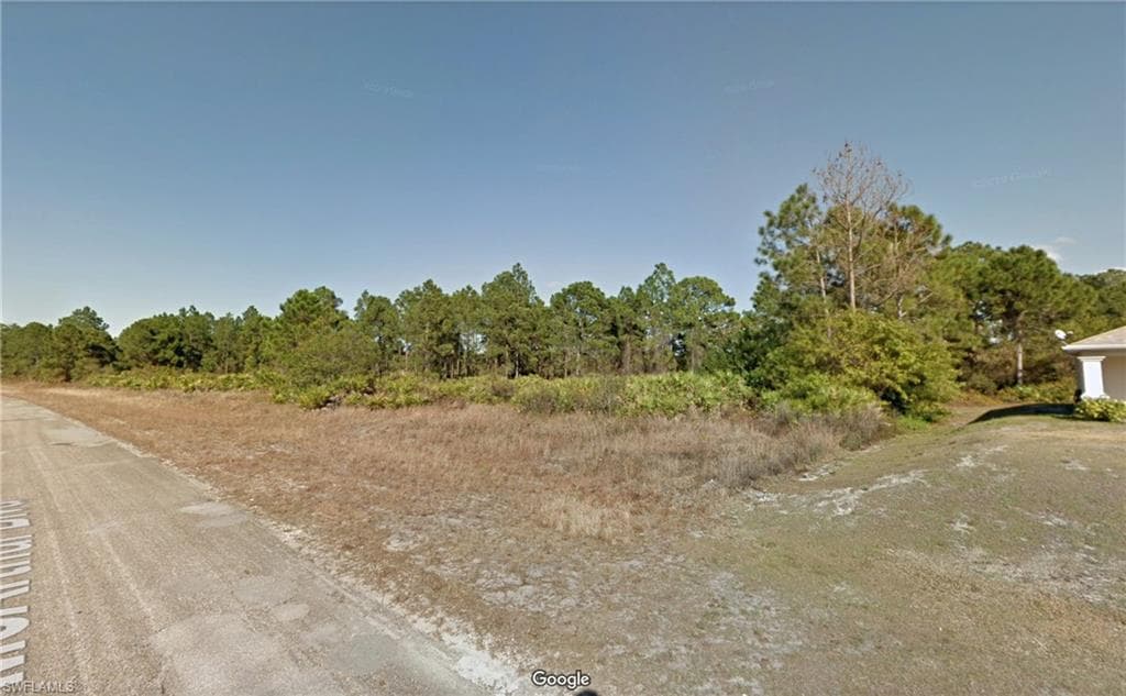 553 Mcarthur BLVD LEHIGH ACRES, FL 33974