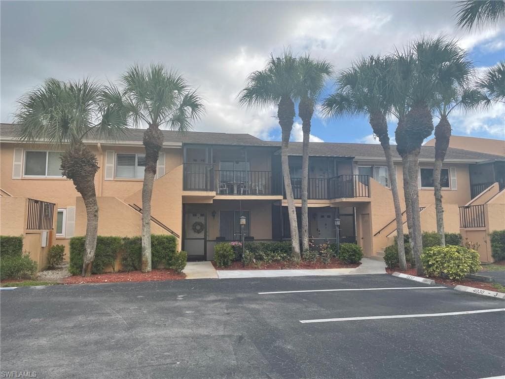 4030 Ice Castle WAY 4 NAPLES, FL 34112