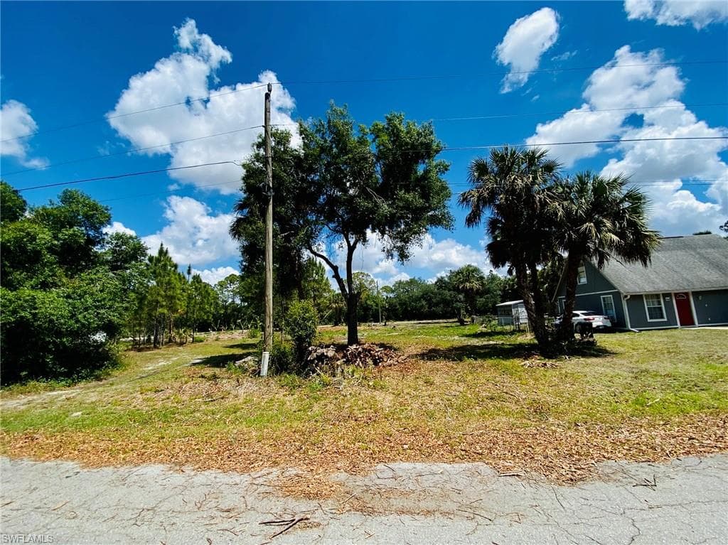 534 Santa Cruz ST NORTH FORT MYERS, FL 33903