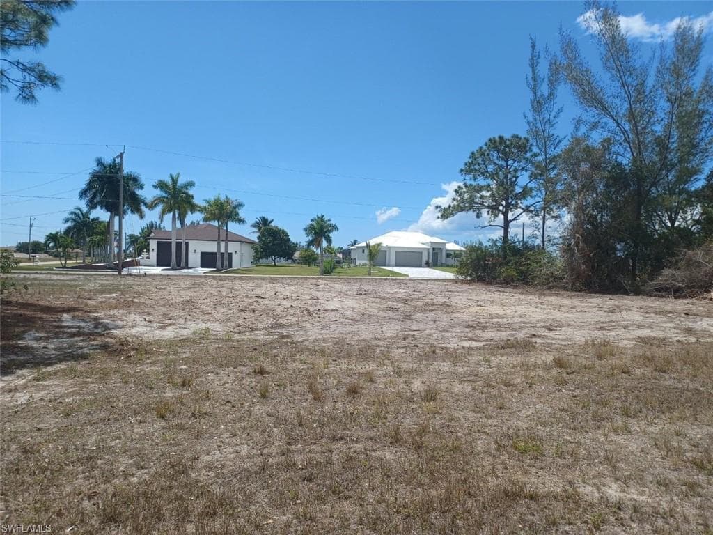 2803 NW 42nd PL CAPE CORAL, FL 33993