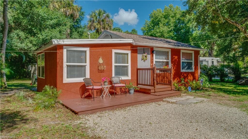 246 Delray AVE FORT MYERS, FL 33905