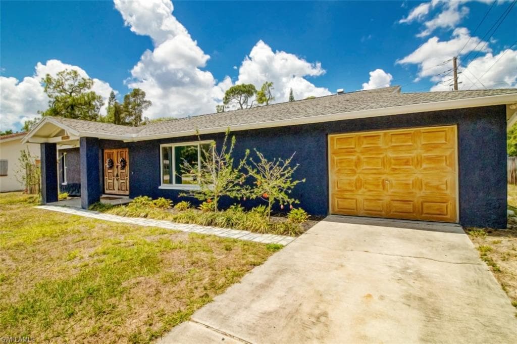 8800 Geneva ST FORT MYERS, FL 33907