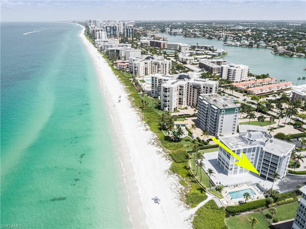 2919 Gulf Shore BLVD N 101 NAPLES, FL 34103