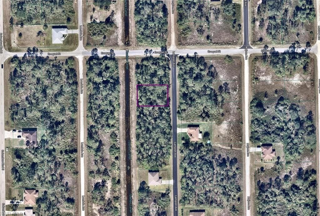 450 Lampion AVE S LEHIGH ACRES, FL 33974