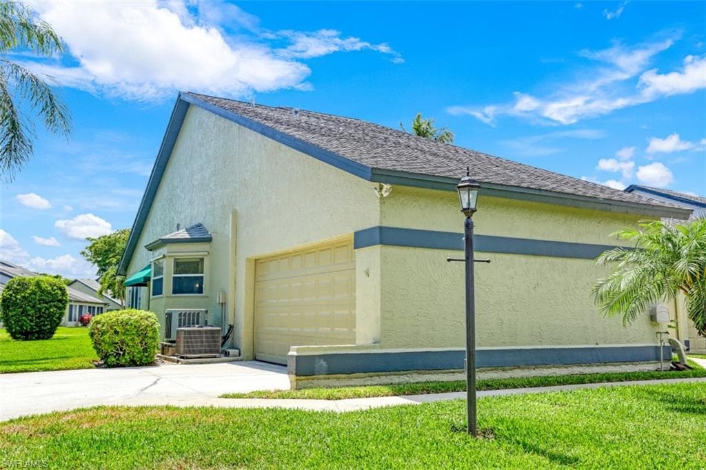 1004 Mcgregor Park CIR FORT MYERS, FL 33908