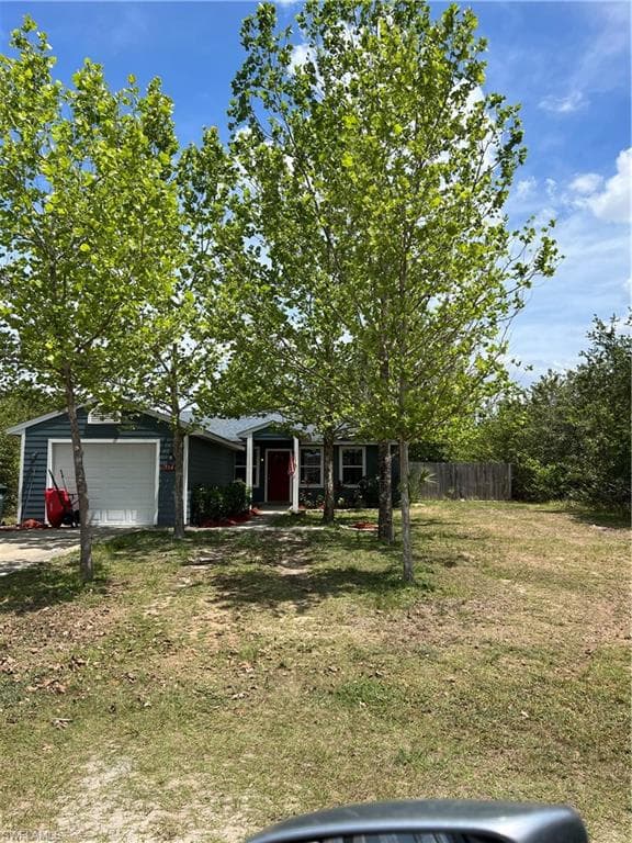3041 Birwood CIR LABELLE, FL 33935