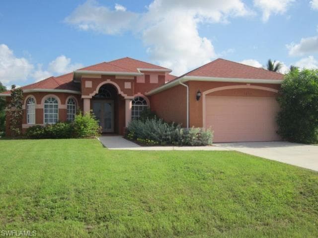 1217 SW 33rd TER CAPE CORAL, FL 33914