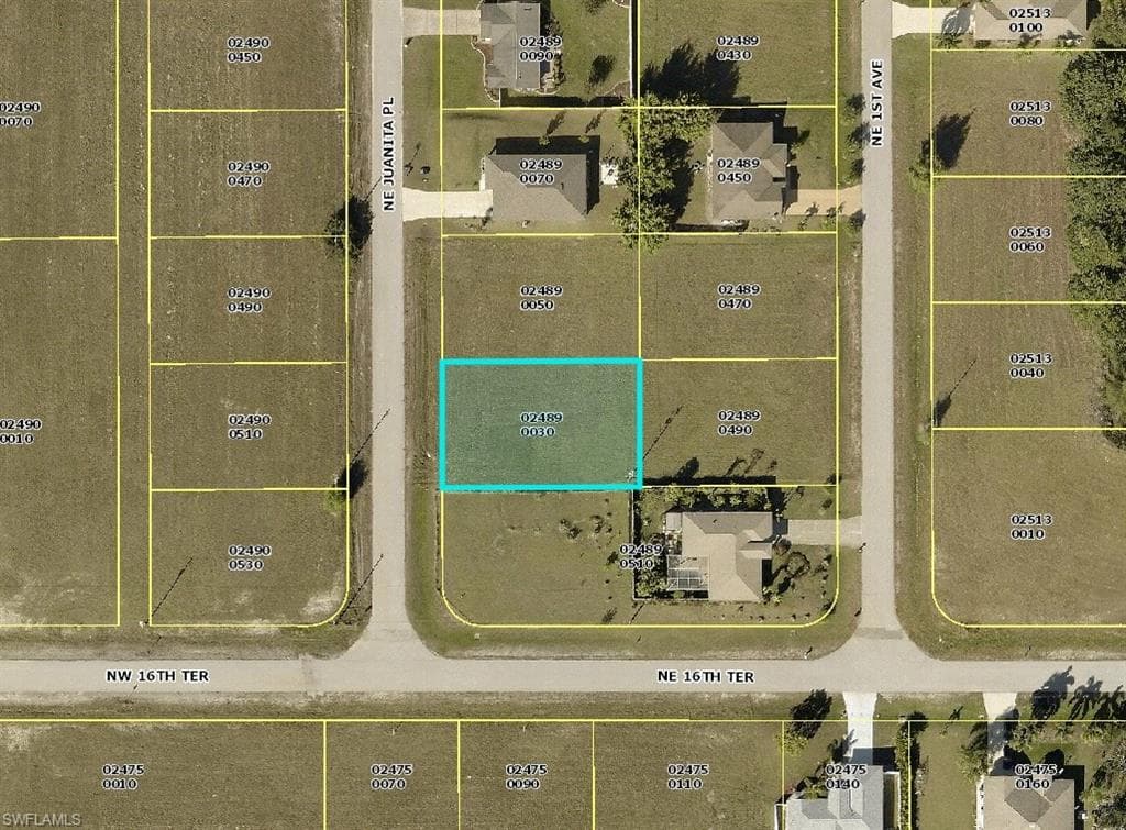 1613 NE Juanita PL CAPE CORAL, FL 33909