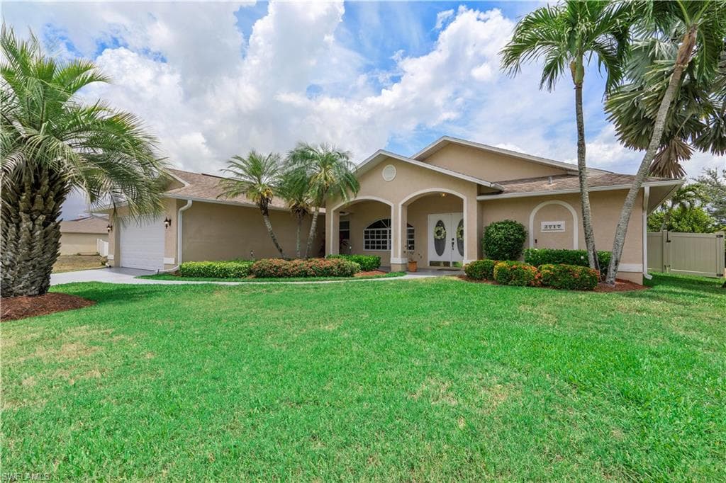 2717 SW 3rd PL CAPE CORAL, FL 33914