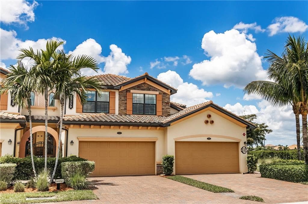 28530 Carlow CT 103 BONITA SPRINGS, FL 34135