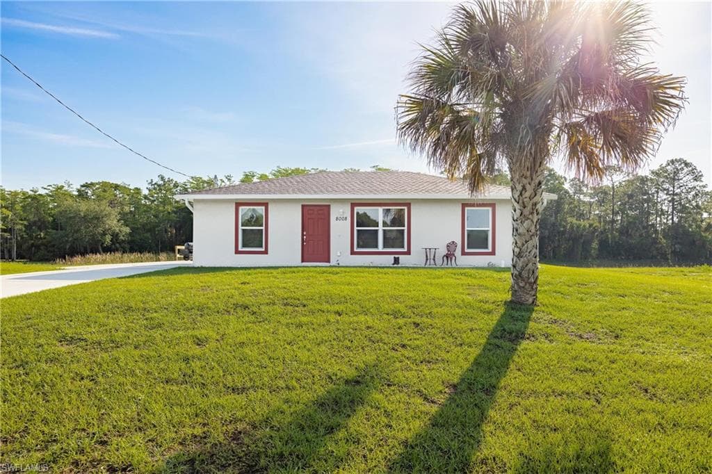8008 Spice CT LABELLE, FL 33935