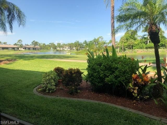 5865 Trailwinds DR 614 FORT MYERS, FL 33907