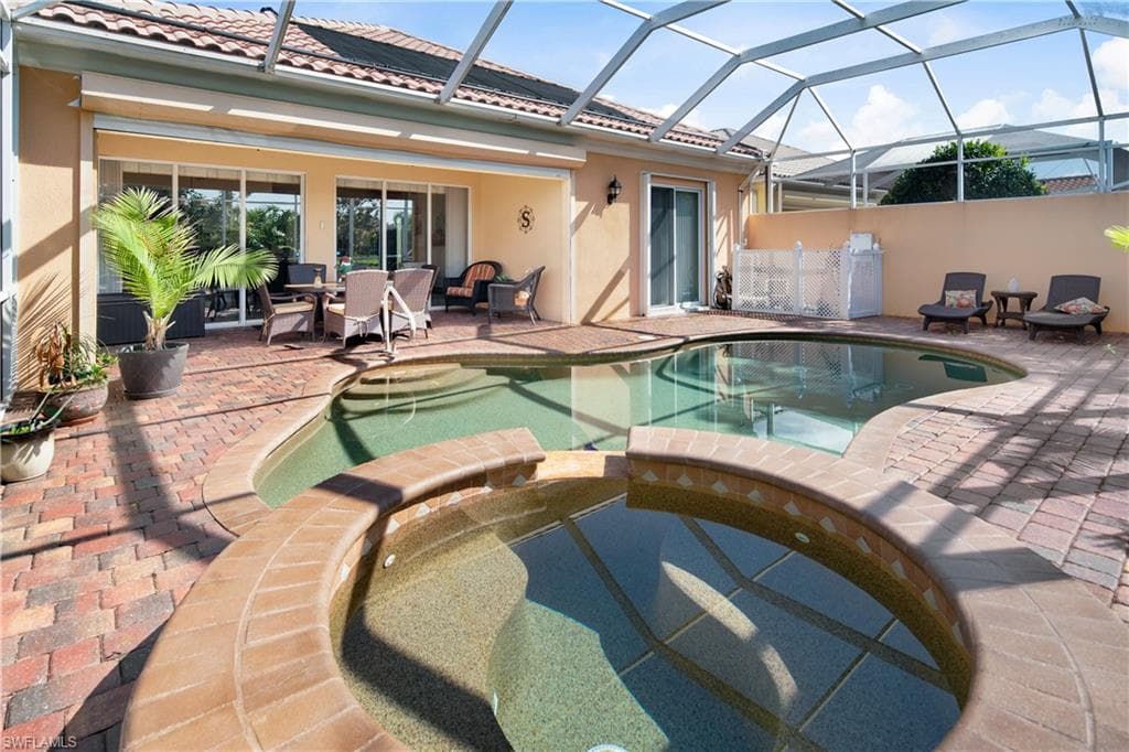 7704 Hernando CT NAPLES, FL 34114