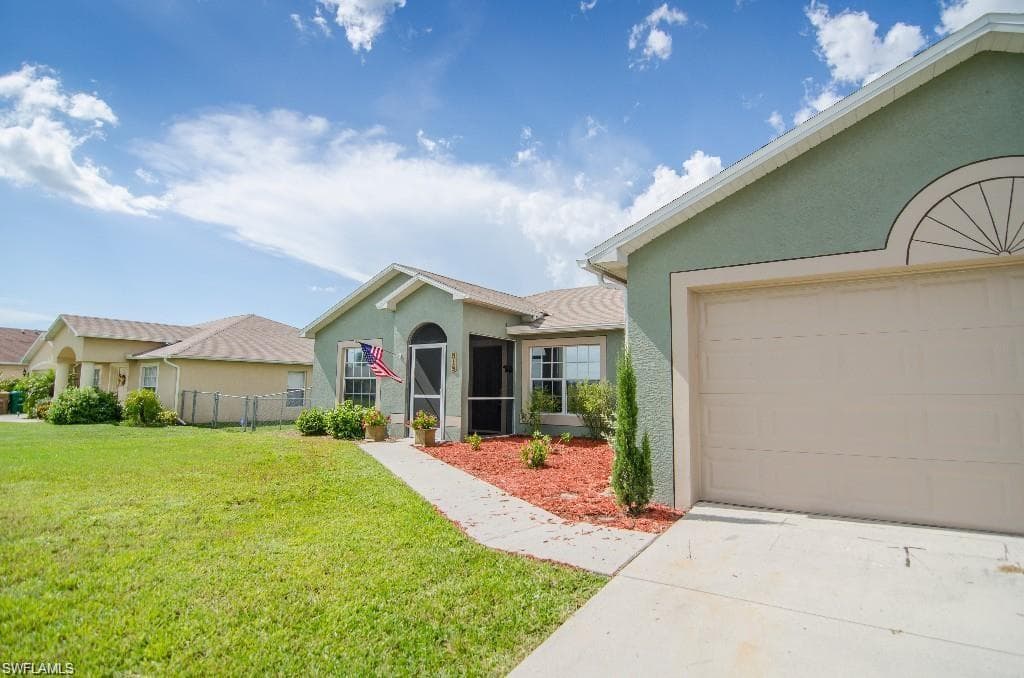 919 NW 12th TER CAPE CORAL, FL 33993