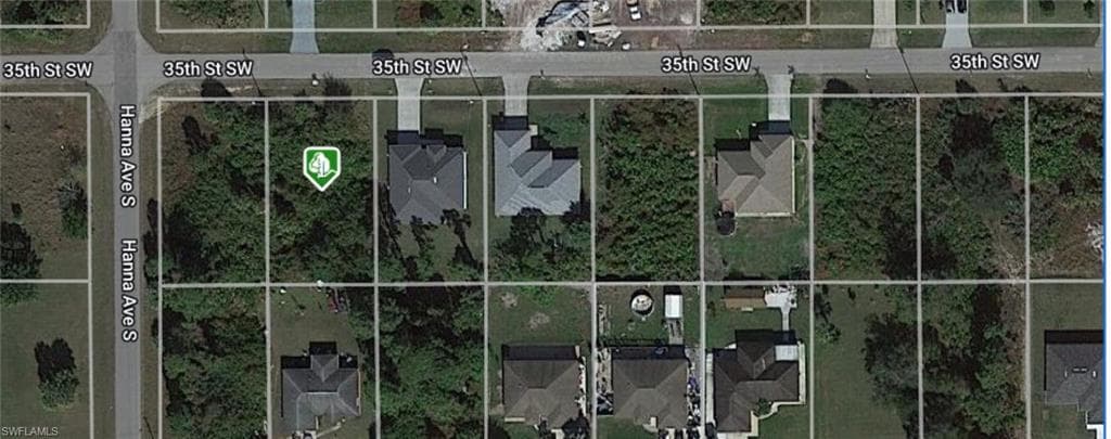 2817 35th ST SW LEHIGH ACRES, FL 33976