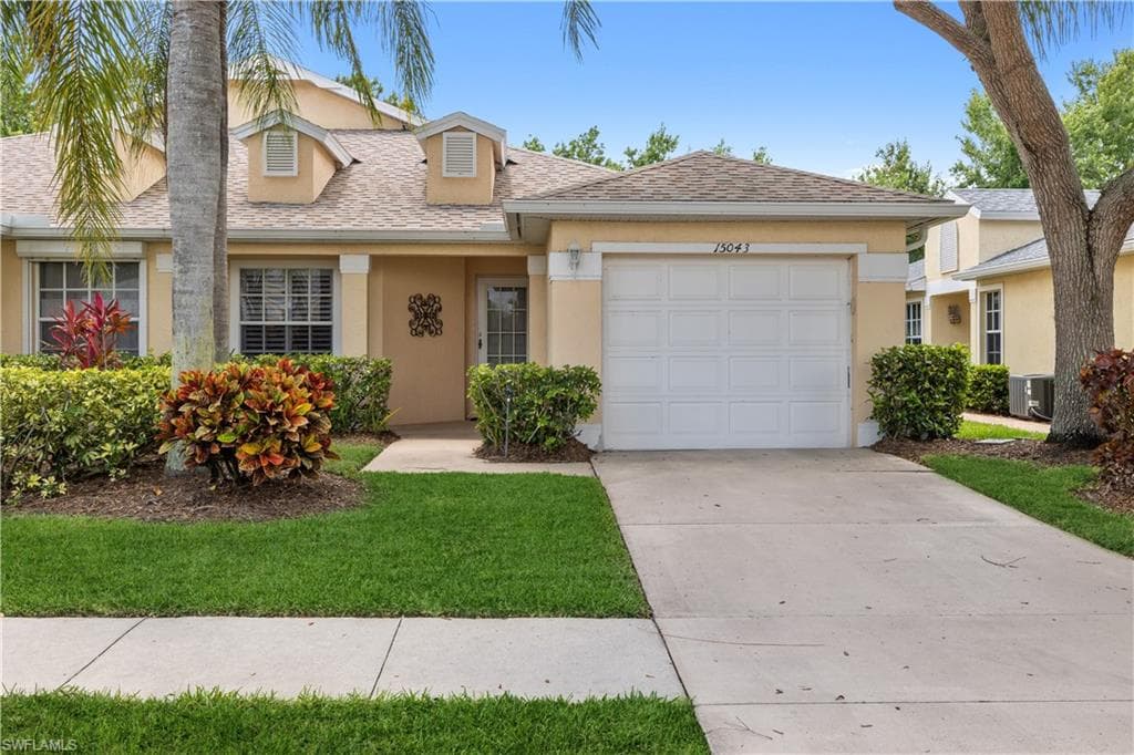 15043 Sterling Oaks DR NAPLES, FL 34110
