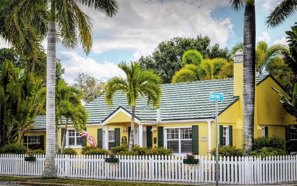 361 W Olympia AVE PUNTA GORDA, FL 33950