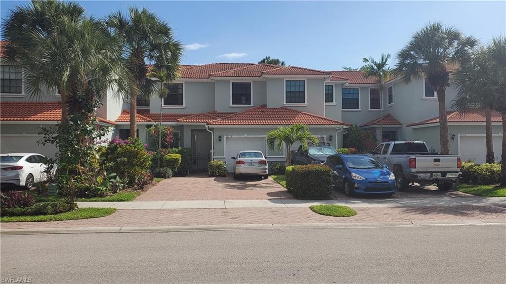15156 Summit Place CIR 204 NAPLES, FL 34119