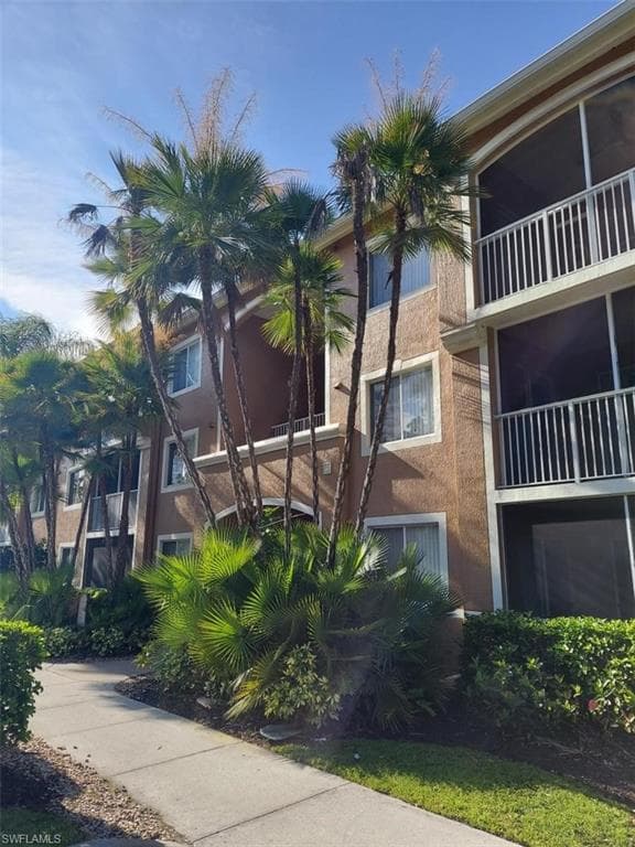 1810 Florida Club CIR 1308 NAPLES, FL 34112