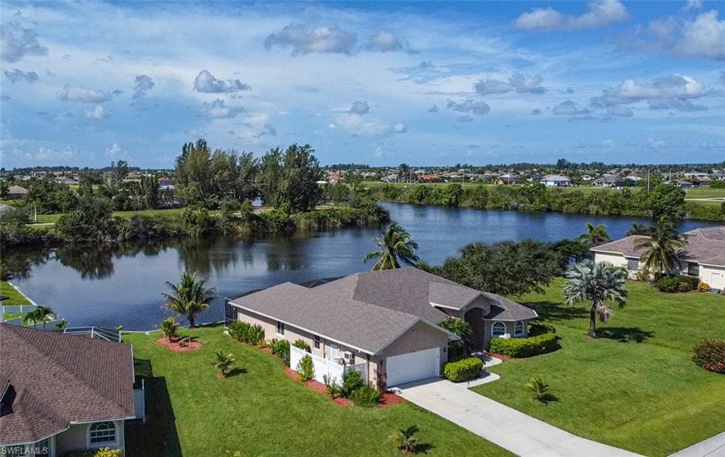 3012 NW 7th TER CAPE CORAL, FL 33993