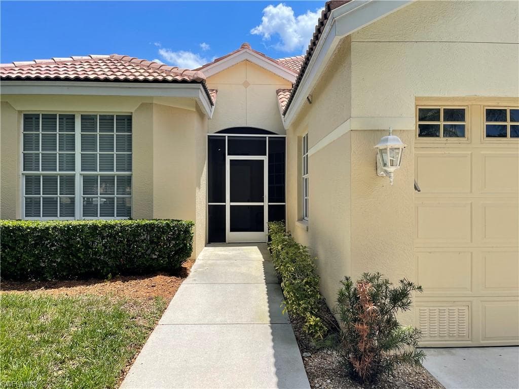 8837 E Bay CIR FORT MYERS, FL 33908