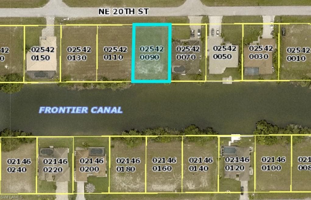 622 NE 20th ST CAPE CORAL, FL 33909
