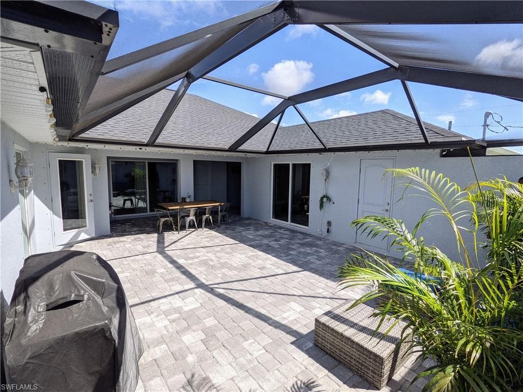 2101 SW 15th TER CAPE CORAL, FL 33991