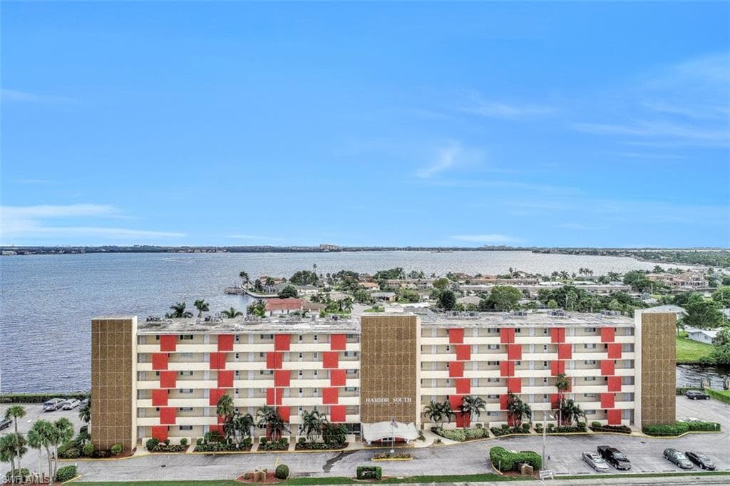 1766 Cape Coral PKY E 408 CAPE CORAL, FL 33904