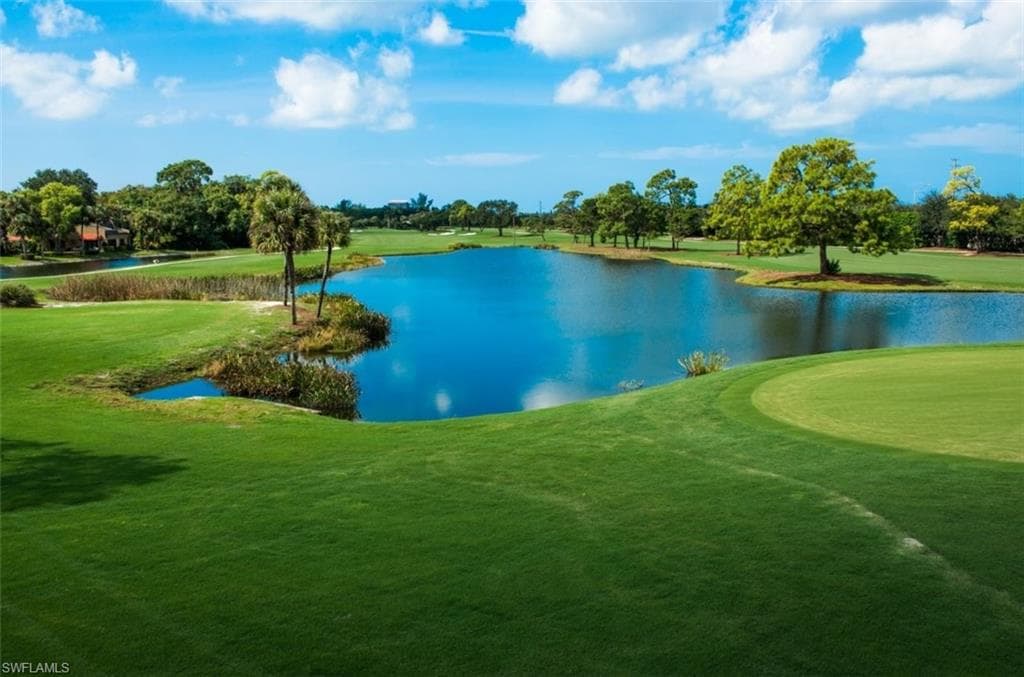 721 Wildwood LN 721 NAPLES, FL 34105