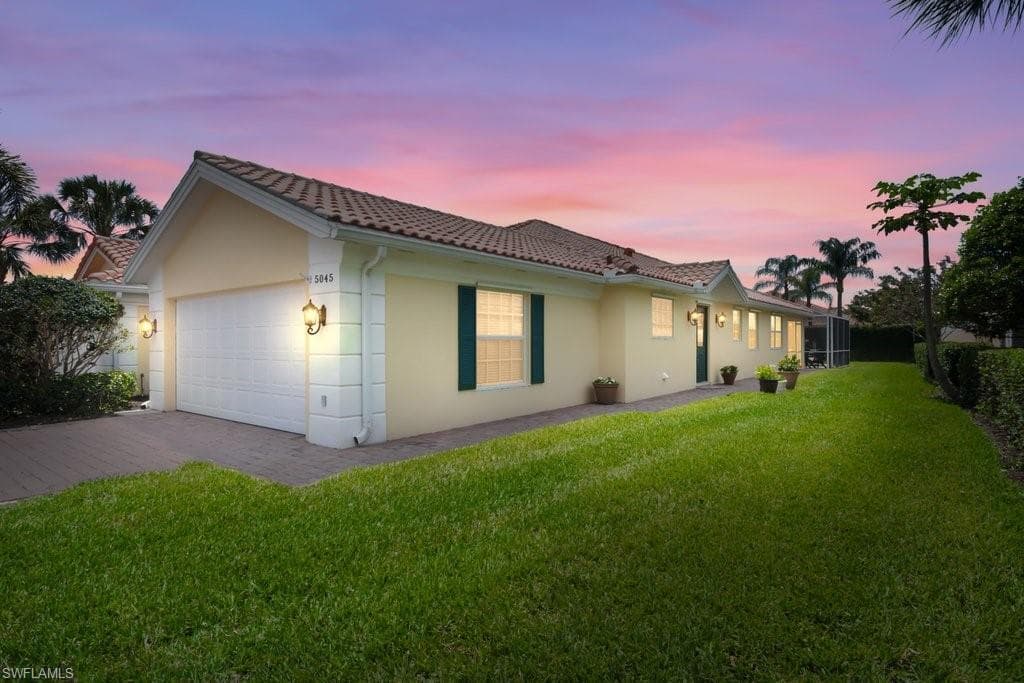 5045 Kingston WAY NAPLES, FL 34119