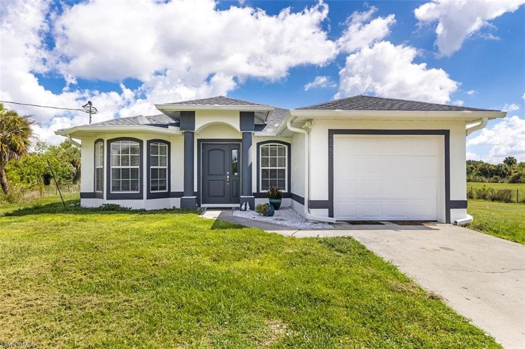 245 39th AVE NW NAPLES, FL 34120