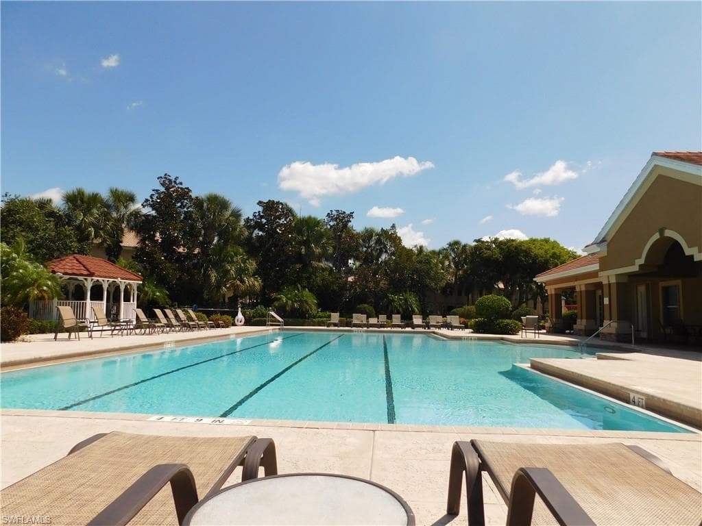9720 Heatherstone River CT 4 ESTERO, FL 33928