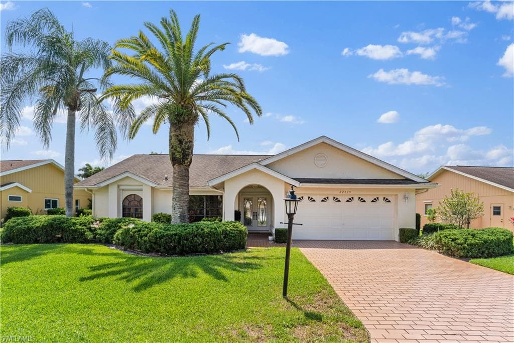 22475 Fountain Lakes BLVD ESTERO, FL 33928