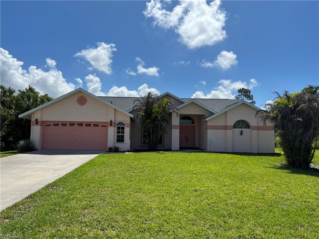 406 Prospect AVE LEHIGH ACRES, FL 33972
