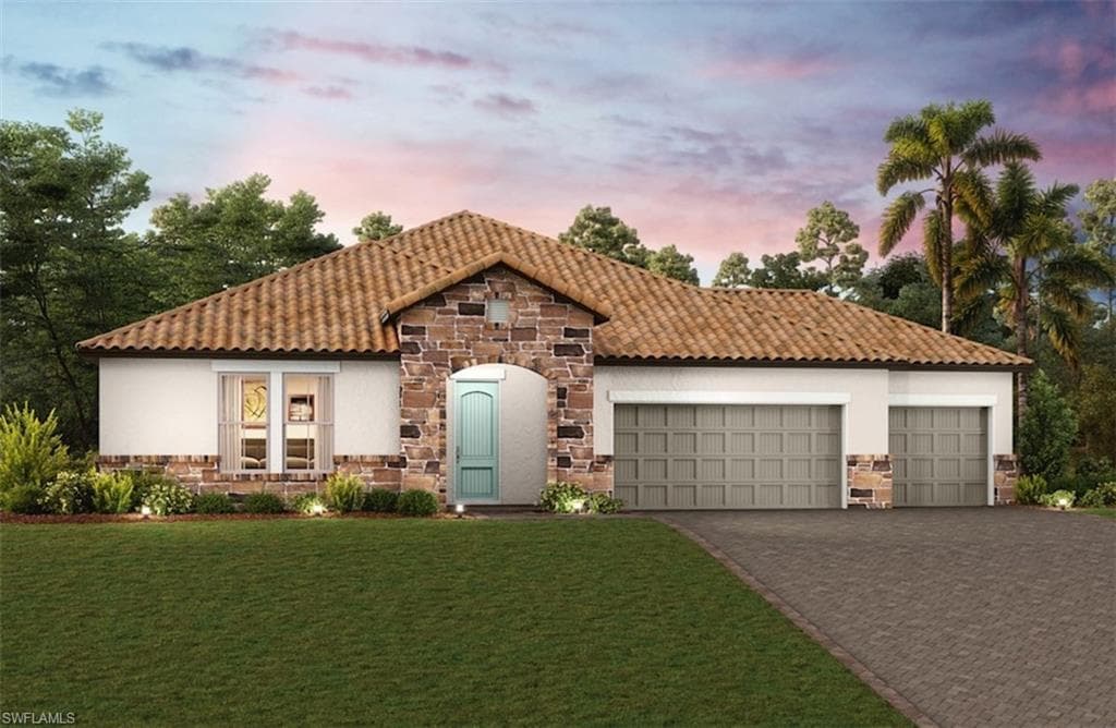 2070 Grove DR NAPLES, FL 34120