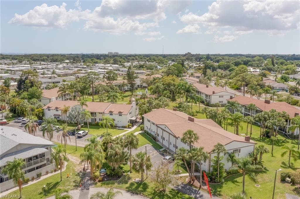 7043 New Post DR 5 NORTH FORT MYERS, FL 33917