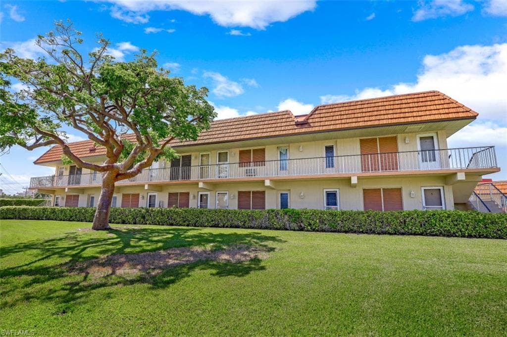 240 Collier BLVD A-2 MARCO ISLAND, FL 34145