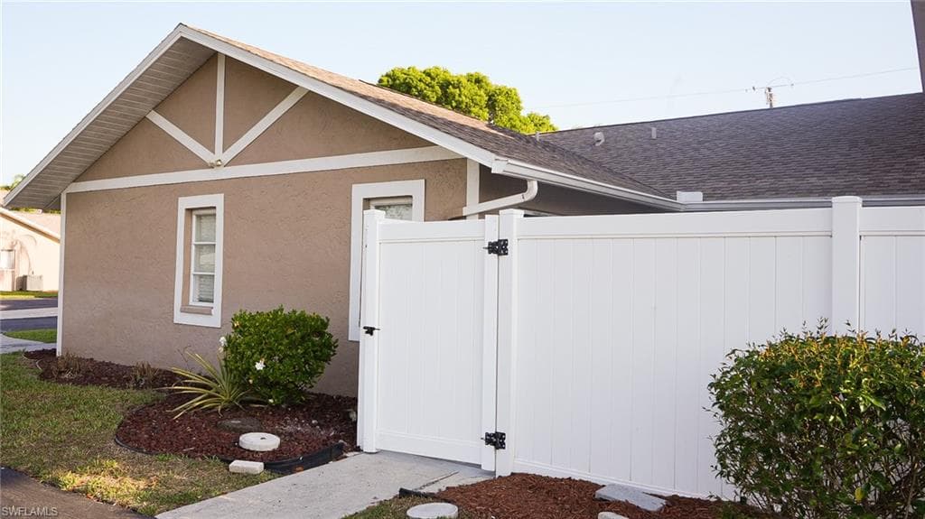 1103 SE 8th TER 1A CAPE CORAL, FL 33990