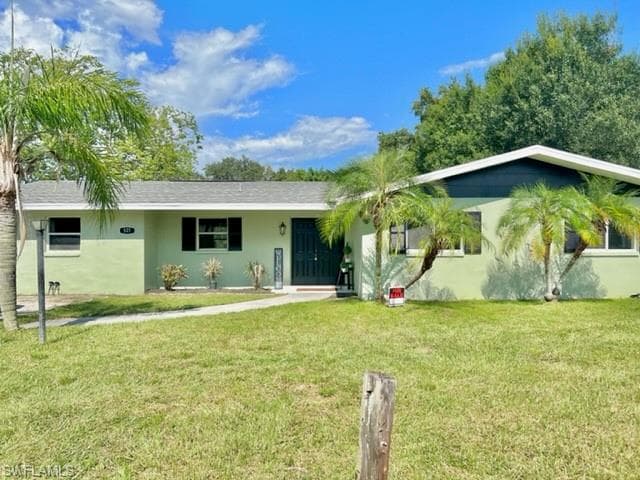 821 Dellena LN FORT MYERS, FL 33905