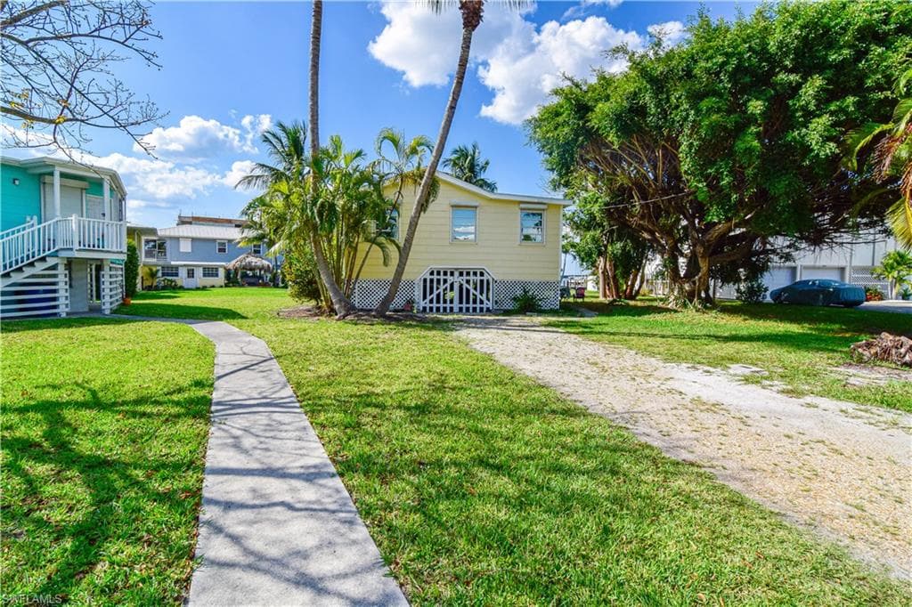 503 Carlos CIR FORT MYERS BEACH, FL 33931