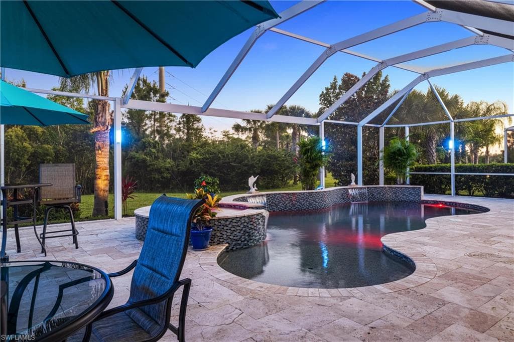 8510 Karina CT NAPLES, FL 34114