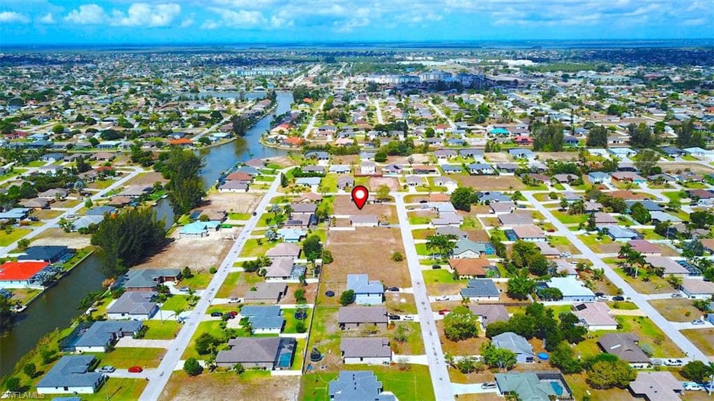 1012 SW 36th ST CAPE CORAL, FL 33914