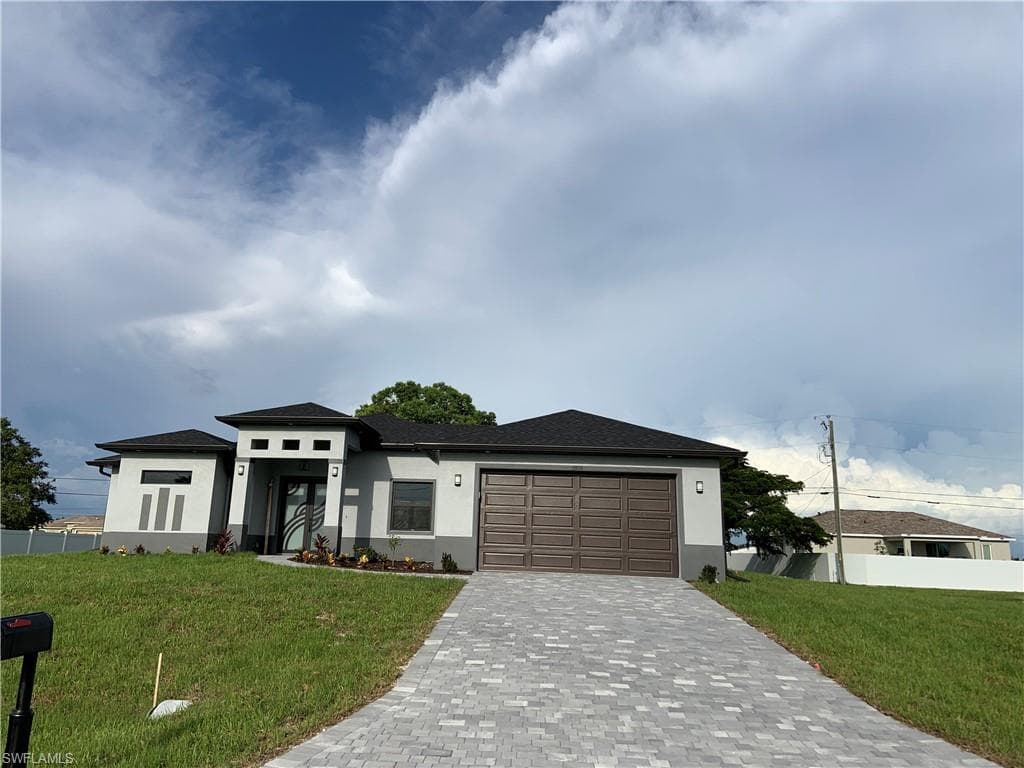 1809 NW 9th AVE CAPE CORAL, FL 33993