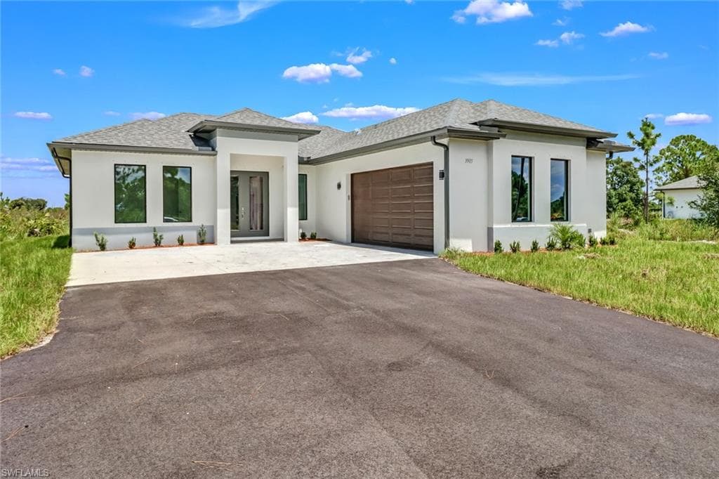 3905 64th AVE NE NAPLES, FL 34120